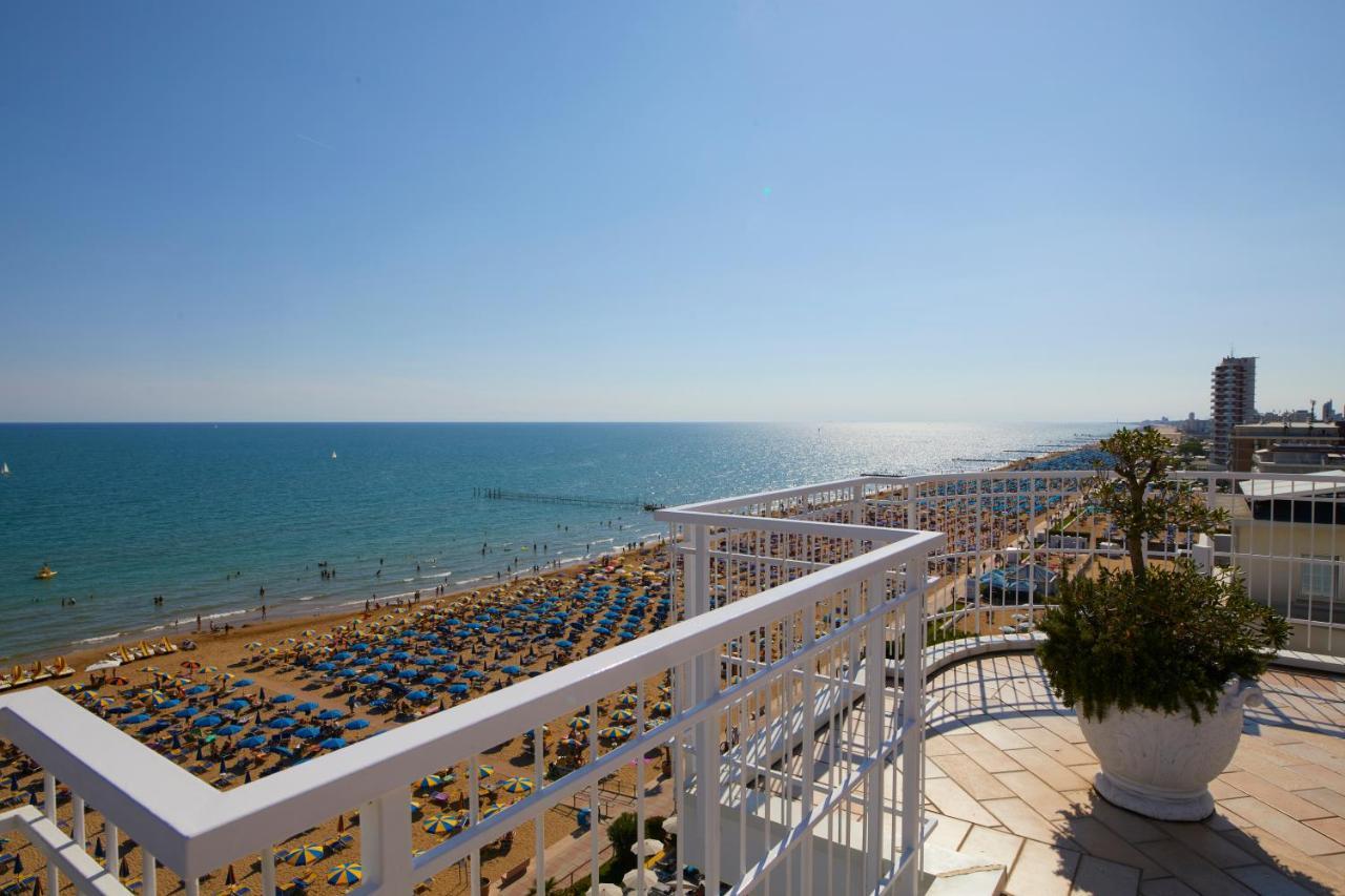 Termini Beach Hotel & Suites Lido di Jesolo Exteriör bild