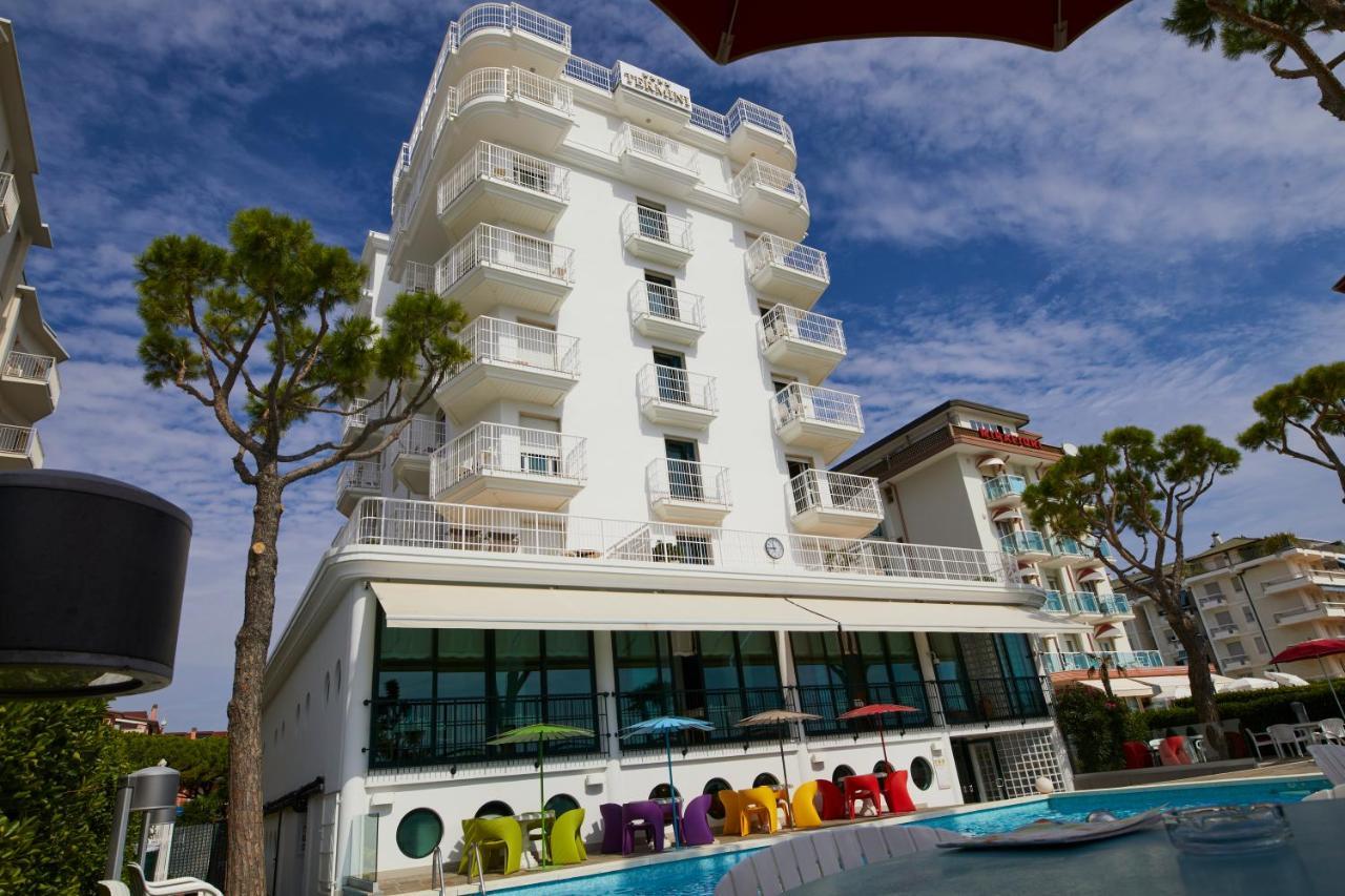 Termini Beach Hotel & Suites Lido di Jesolo Exteriör bild