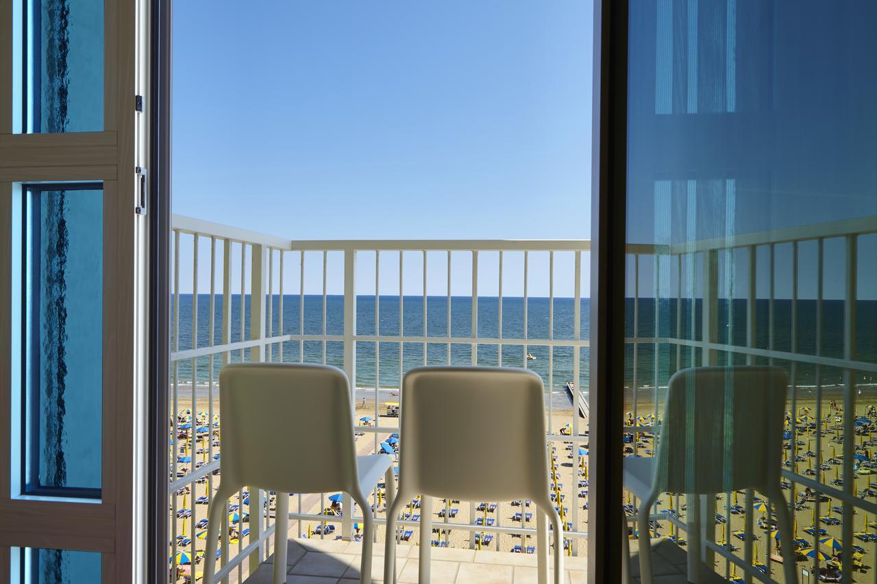 Termini Beach Hotel & Suites Lido di Jesolo Exteriör bild